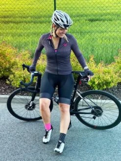 Force Points Langermet Jersey Til Dame Sort / Rosa -Endura Sykler Butikk Force Points Langaermet Jersey til Kv 1599136718 02