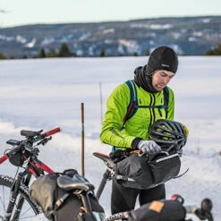 GripGrab Aviator Cap Varm Hjelmhue 11 GripGrab Aviator Cap Varm Hjelmhue -Endura Sykler Butikk GripGrab Aviator cap varm hjelmhue 1634897306 03