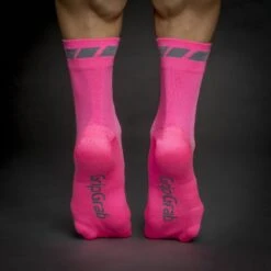 GripGrab Hi-Vis Sokker Regular Cut Neon Rosa -Endura Sykler Butikk GripGrab Hi Vis sokker regular cut p 1552558164 02