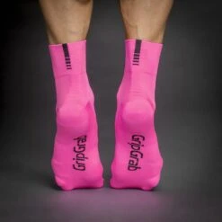 GripGrab Lightweight SL Short Sykkelsokker Neon Rosa Hi-vis -Endura Sykler Butikk GripGrab Lightweight SL Short Cykels 1552564309 02