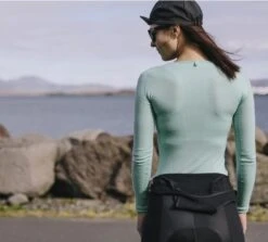 Isadore Women´s 100% LS Merino Baselayer Cascade 10 Isadore Women´s 100% LS Merino Baselayer Cascade -Endura Sykler Butikk Isadore LS Women 100 Merino Baselay 1613657553 04