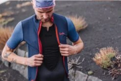 Isadore 100% Merino SL Baselayer Sort -Endura Sykler Butikk Isadore 1620046235 02