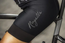 Rogelli Essentials 2.0 Bibshorts Til Kvinner Svart -Endura Sykler Butikk Rogelli Essentials 20 Bibshorts til 1645437291 02