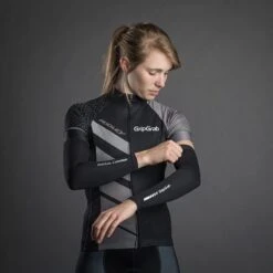 GripGrab UV Løse Ermer Sort -Endura Sykler Butikk gripgrabuvsort2017 01